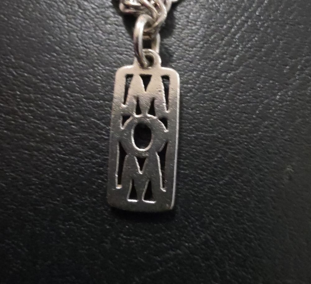 James Avery Silver MOM Cutout Charm - Silver
